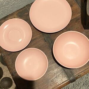 Marcrest Melmac Blush Dinnerware